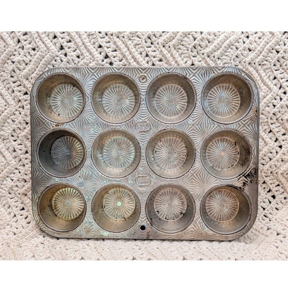 Vintage EKCO Ovenex Starburst 12 Cup Muffin Pan Tin N-120-12 Textured Steel